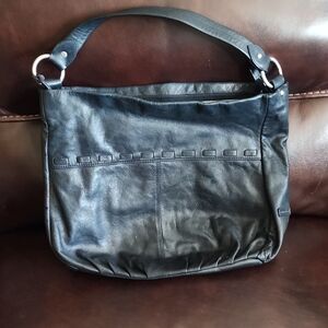 Ellington Dark Leather Shoulder Bag